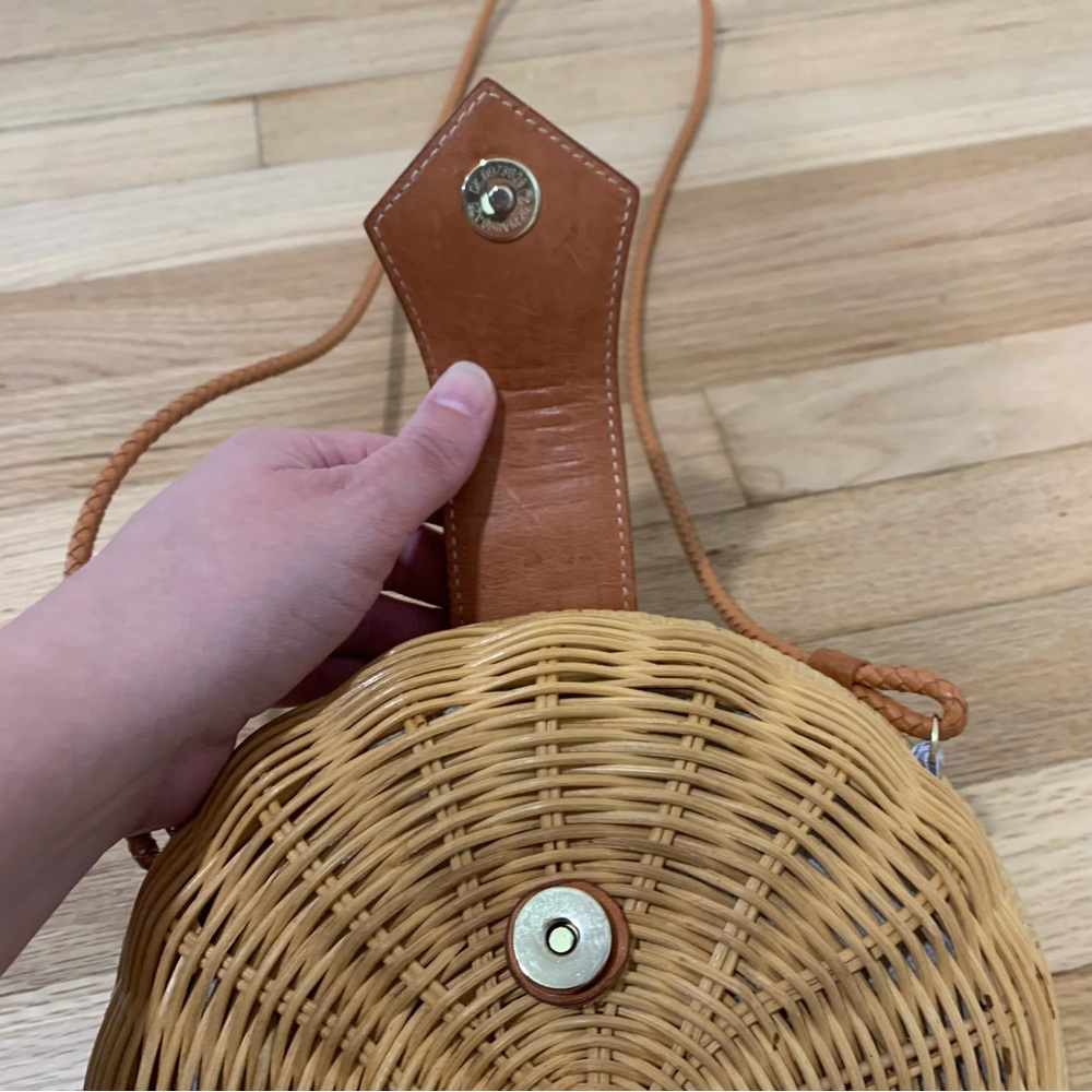 J.McLaughlin Romina Wicker Crossbody Bag Purse Woven Vacation Resort Coastal - Picture 5 of 10
